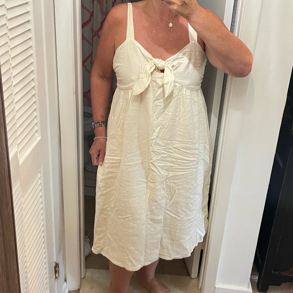 Who What Wear cream color